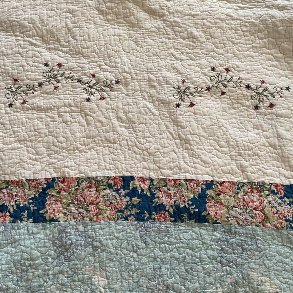 Handmade Vintage Quilt Patchwork Jacket Blue Ivor… - image 13